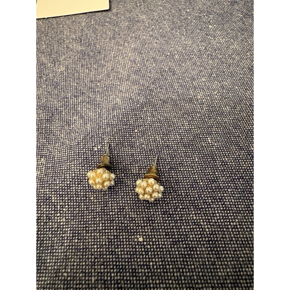 Small Faux Pearl Cluster Pierced Earrings
